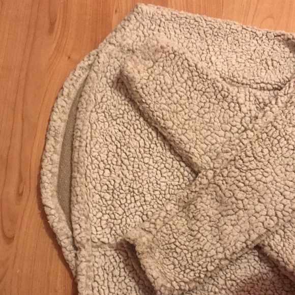 Cozy Sherpa Fleece Zip-up - Picture 4 of 4